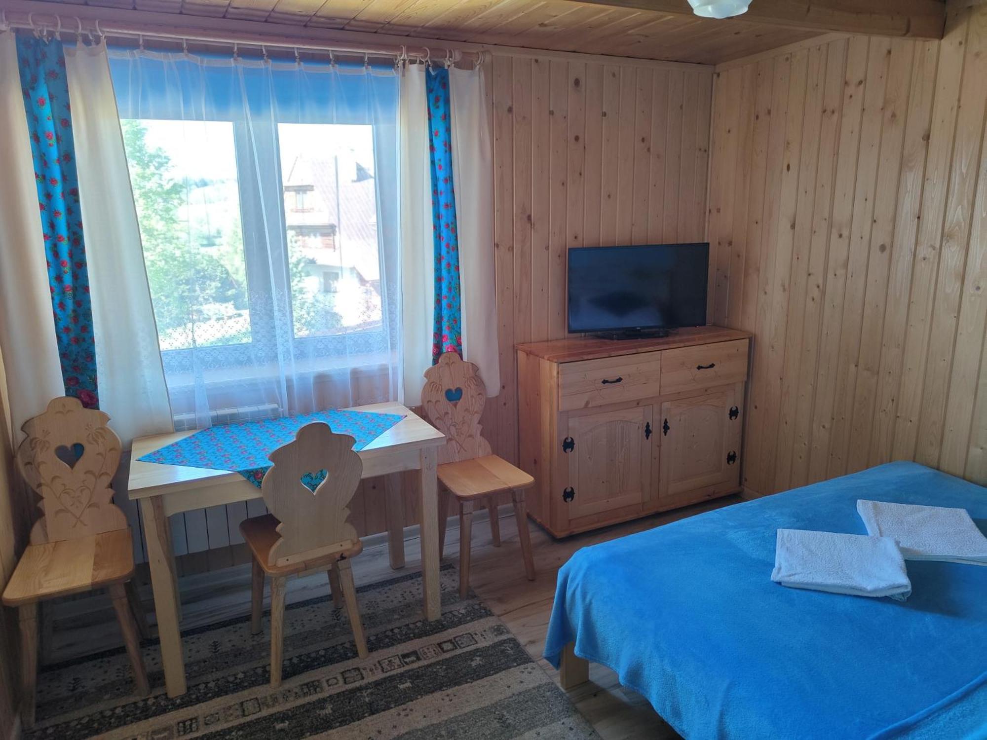 Homestay Goscinne Jawor *