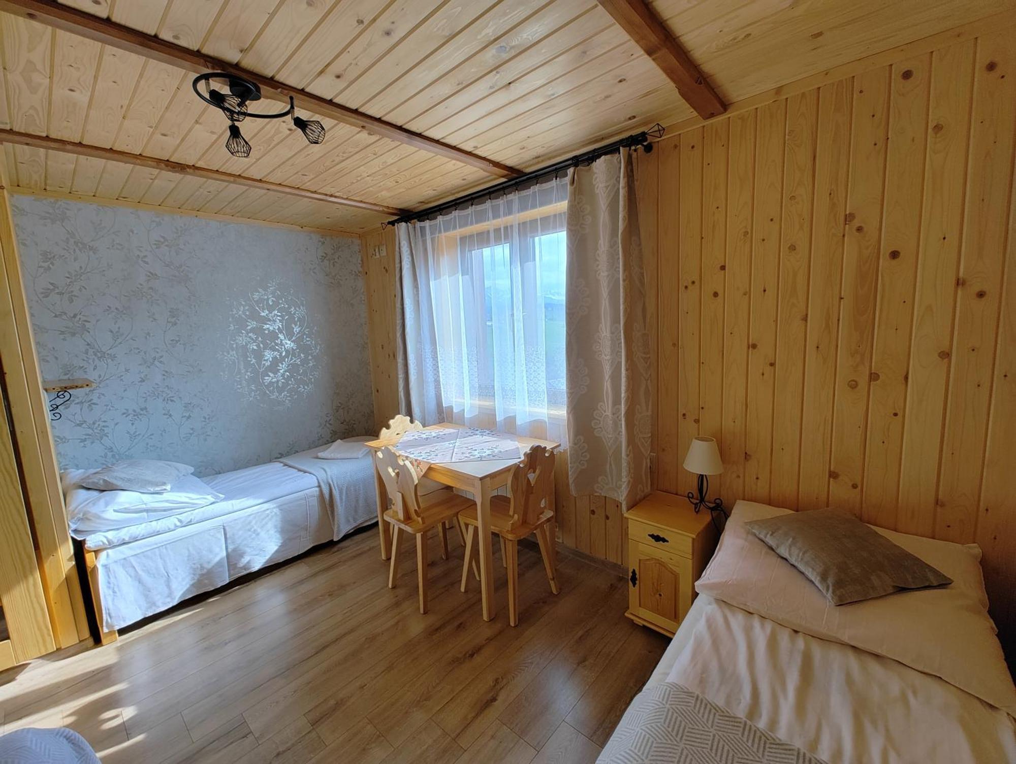 Homestay Goscinne Jawor *